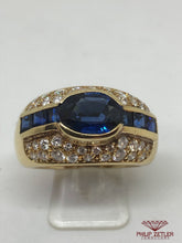 Load image into Gallery viewer, 18ct Yellow Gold Sapphire &amp;  Diamond Pave  Ring
