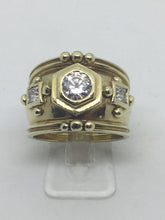 Load image into Gallery viewer, 9ct Wide Gold Cubic Zirconia Dress Ring
