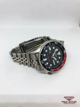 Load image into Gallery viewer, Seiko Automatic Diver's 200M "Pepsi"on Rubber Strap Just Arrived they are Rare !