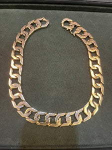 Gold 9 ct Neckchain Heavy link 252 gms