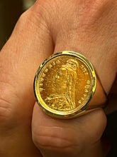 Load image into Gallery viewer, 9ct  Men’s Queen Vic toria Coin Ring
