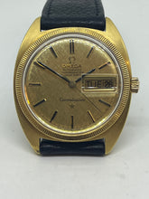 Load image into Gallery viewer, Omega Vintage Constellation Automatic day date  35mm 18 ct Gold
