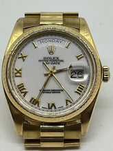 Load image into Gallery viewer, Rolex Gents 18 ct President
