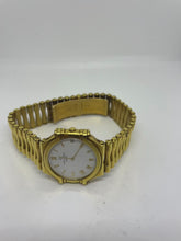 Load and play video in Gallery viewer, Seiko Jean Lasale Geneve 18ct Gold
