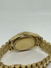 Load and play video in Gallery viewer, Rolex Gents 18 ct President
