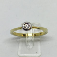 Afbeelding in Gallery-weergave laden, 18ct Yellow Gold  Diamond Ring

