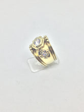 Load image into Gallery viewer, 9ct Wide Gold Cubic Zirconia Dress Ring
