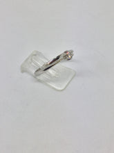 Load image into Gallery viewer, 9ct White Gold Solitare Engadement Ring

