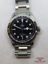 Load image into Gallery viewer, Tudor Heritage BLACK BAY.
