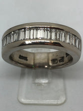 Charger l&#39;image dans la galerie, 18 ct White Gold Buguette Diamond Eternity Ring
