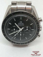 Laden Sie das Bild in den Galerie-Viewer, Omega Speedmaster Professional Ledgendary Moon Watch .
