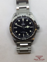 Load image into Gallery viewer, Tudor Heritage BLACK BAY.
