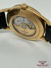 Laden Sie das Bild in den Galerie-Viewer, Zenith 18ct Elite Power Reserve Automatic Watch
