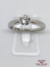 Charger l&#39;image dans la galerie, 9ct Diamond &amp; White Gold Cartier Design Ring
