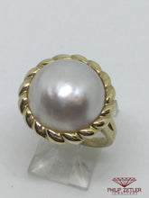 Afbeelding in Gallery-weergave laden, 9ct Mabe Pearl Ring
