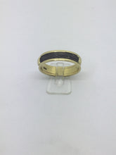 Laden Sie das Bild in den Galerie-Viewer, 18ct Gold &amp; Elephant Hair Unisex Dress Ring
