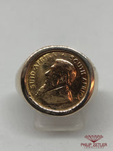 Laden Sie das Bild in den Galerie-Viewer, 9ct Gents Gold 1/10 Kruger Coin Ring

