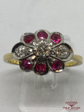 Charger l&#39;image dans la galerie, 18ct Diamond &amp; Ruby Flower Dress Ring
