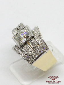 18ct Antique Cluster Diamond Ring  2 Carats Of Diamonds