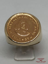 Afbeelding in Gallery-weergave laden, 9ct Mens 1Rand Coin Ring
