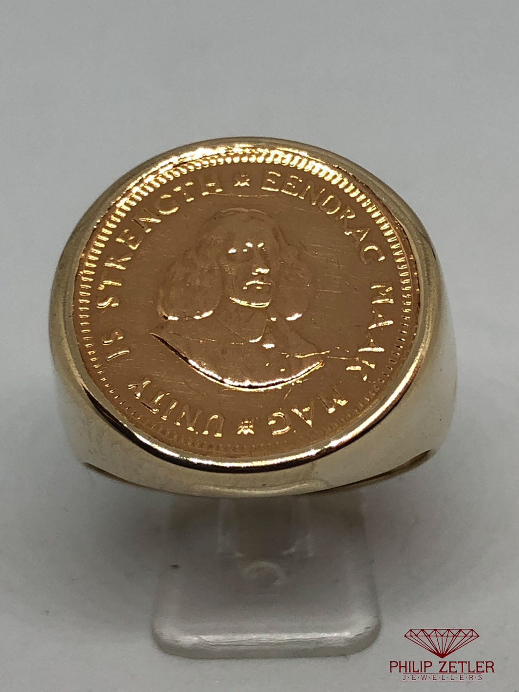 9ct Mens 1Rand Coin Ring