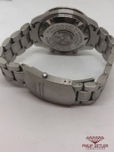Load image into Gallery viewer, Omega Speedmaster Professional Ledgendary Moon Watch .
