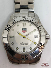 Load image into Gallery viewer, Tag Heuer Aquaracer Professional (Mid 2000&#39;s)
