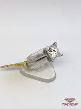 Load image into Gallery viewer, 18 ct Princess Cut Diamond Ring in White Gold

