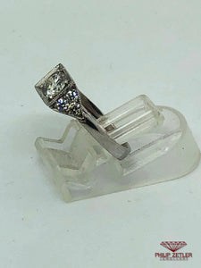 18ct White Gold Diamond Ring